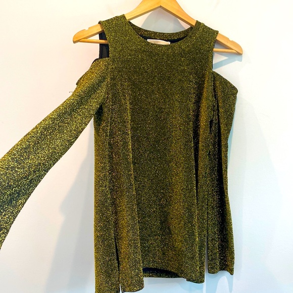 NEW Michael Kors Gold Shimmer Cut Out Shoulder Top - Picture 1 of 10